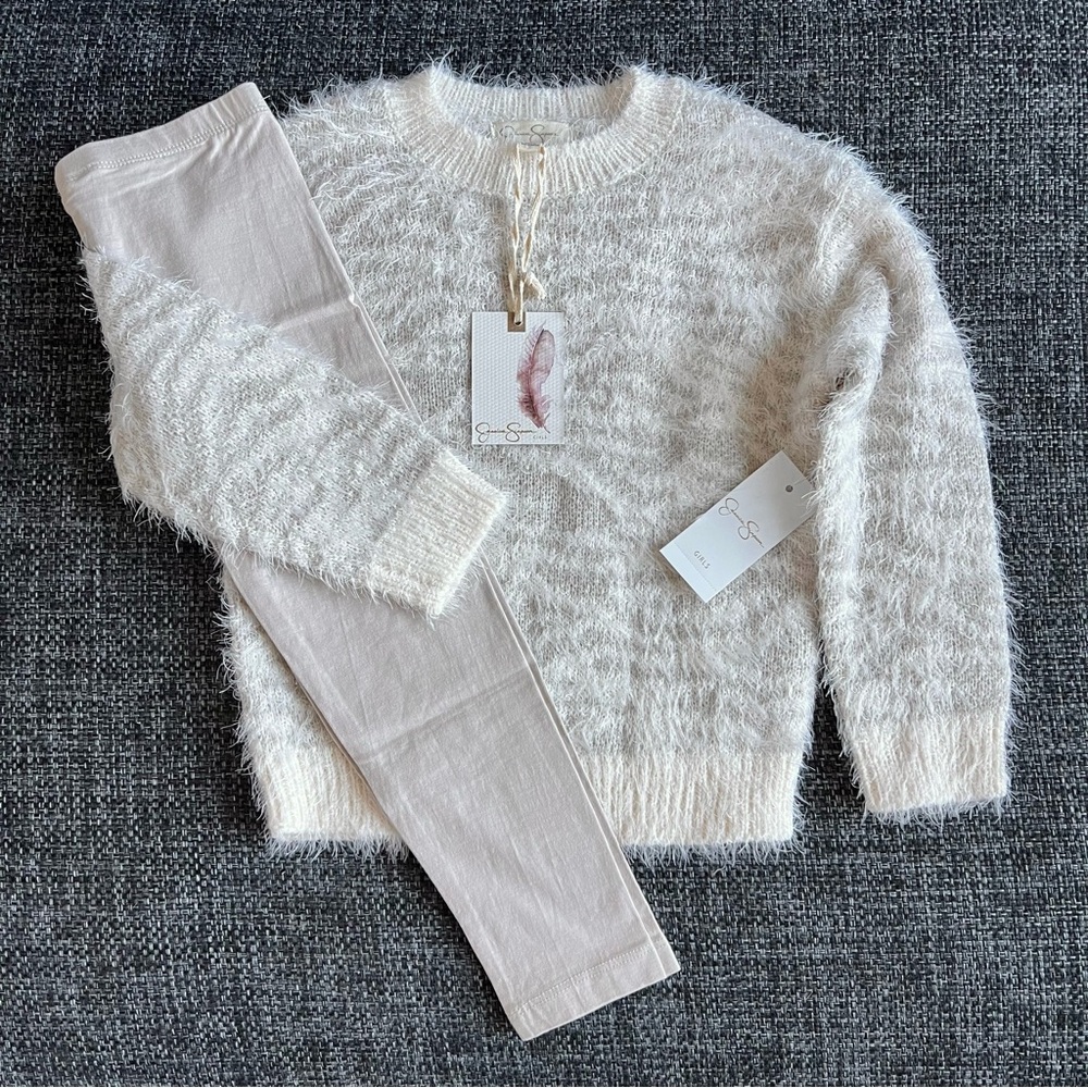 NWT Jessica Simpson Fuzzy Sweater Set